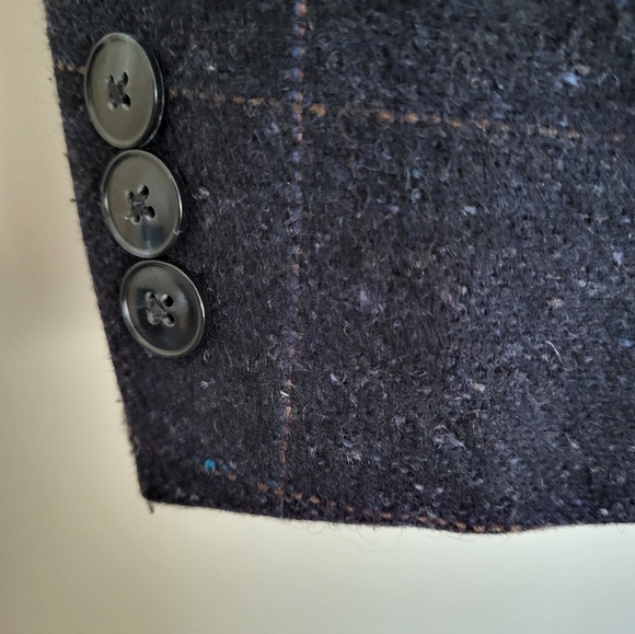 Checked Sport Coat - Picture 3 of 7